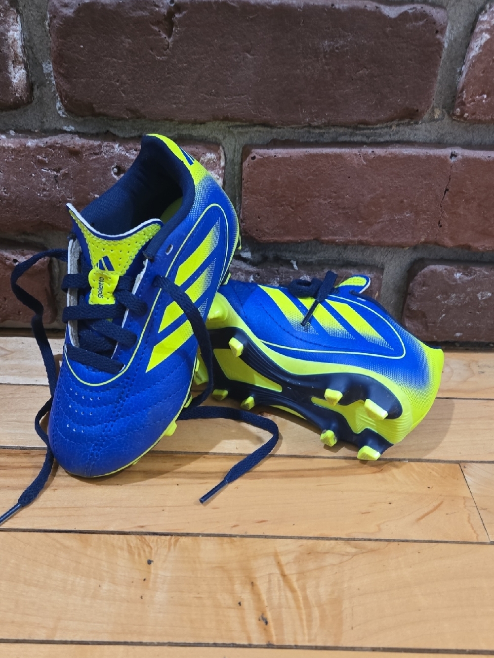 ADIDAS *GOLETTO* IX KIDS UNISEX SOCCER CLEAT SHOES -SIZE 9K - BLUE/LIME GREEN